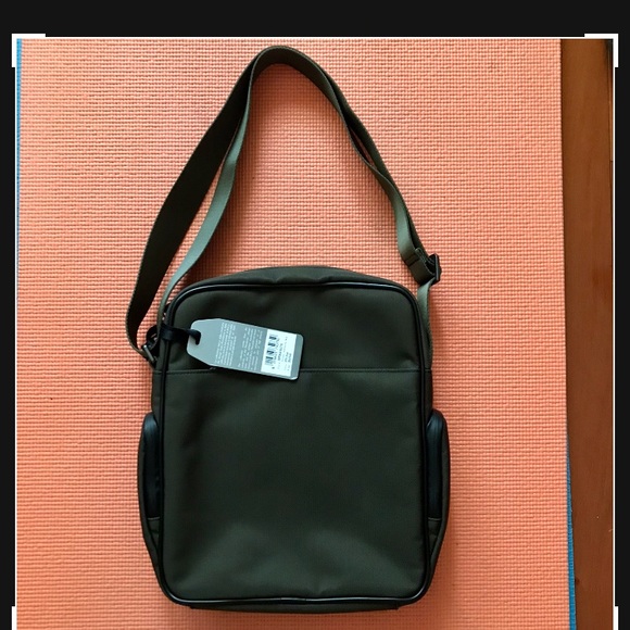 Bric’s Pininfarina NWTShoulder bag - Picture 7 of 8